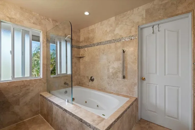 Listing Image for 99 Honuea Pl 10 of 50