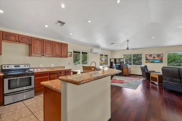 Listing Image for 99 Honuea Pl 11 of 50