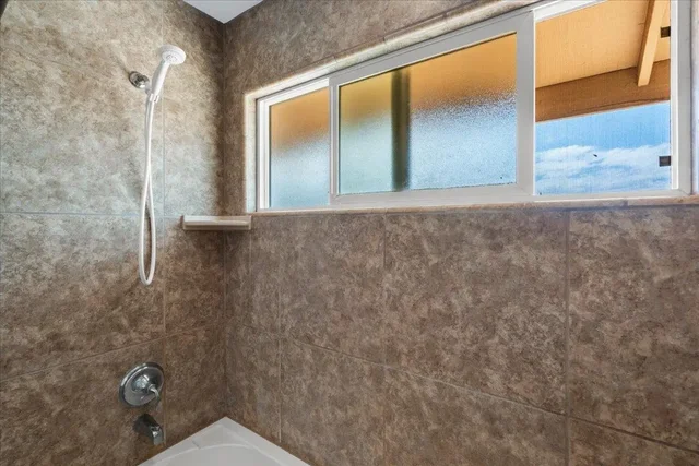 Listing Image for 99 Honuea Pl 32 of 50