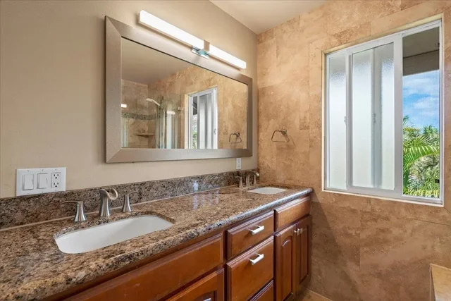 Listing Image for 99 Honuea Pl 9 of 50