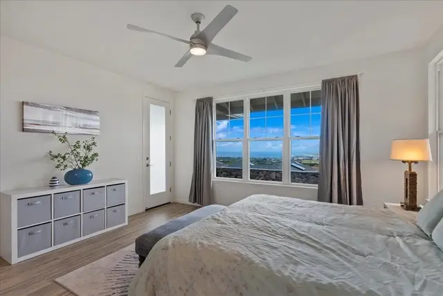 Listing Image for 37 Kupaloke St 30 of 48