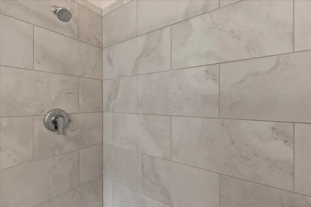 Listing Image for 37 Kupaloke St 34 of 48