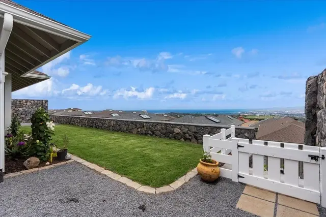 Listing Image for 37 Kupaloke St 42 of 48