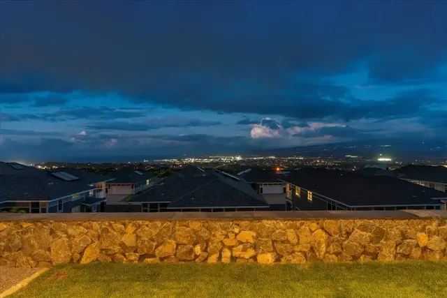 Listing Image for 37 Kupaloke St 47 of 48