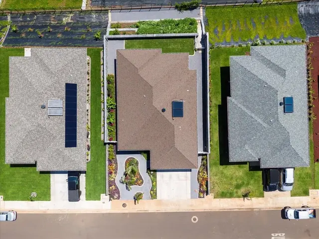 Listing Image for 37 Kupaloke St 48 of 48