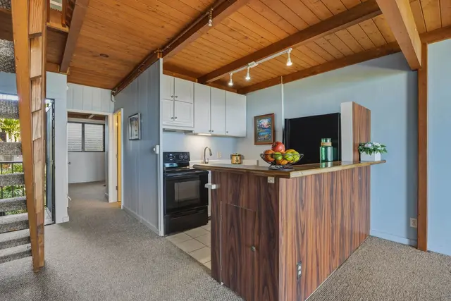 Listing Image for 3975 Lower Honoapiilani Rd 206 11 of 38
