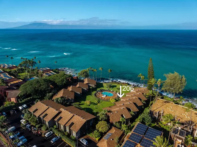 Listing Image for 3975 Lower Honoapiilani Rd 206 20 of 38