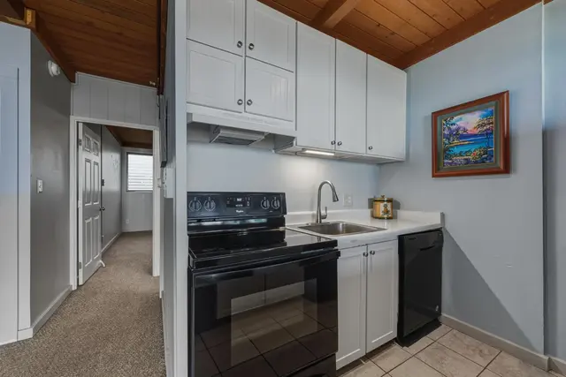 Listing Image for 3975 Lower Honoapiilani Rd 206 6 of 38