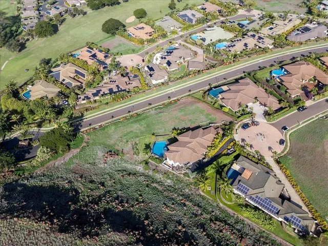 Listing Image for 56 E Mahi Pua Pl 14 of 27