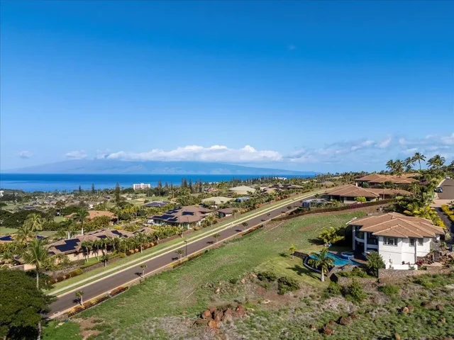 Listing Image for 56 E Mahi Pua Pl 15 of 27