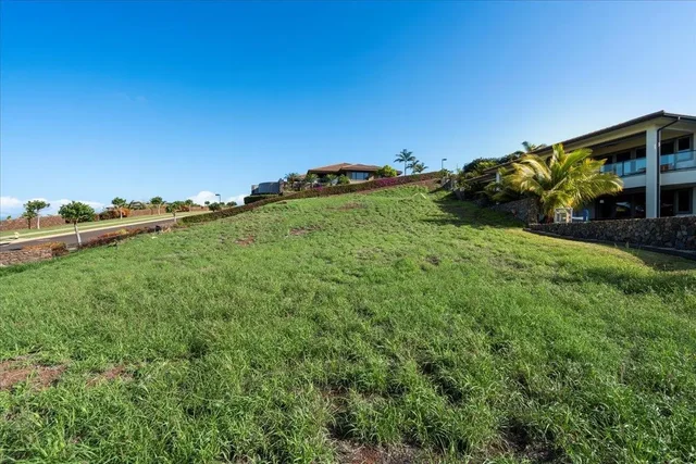 Listing Image for 56 E Mahi Pua Pl 23 of 27