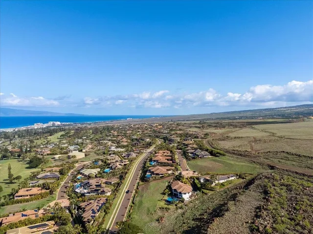 Listing Image for 56 E Mahi Pua Pl 6 of 27