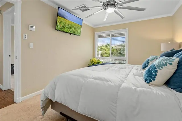 Listing Image for 140 Uwapo Rd 51-203 16 of 26