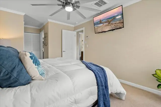 Listing Image for 140 Uwapo Rd 51-203 17 of 26