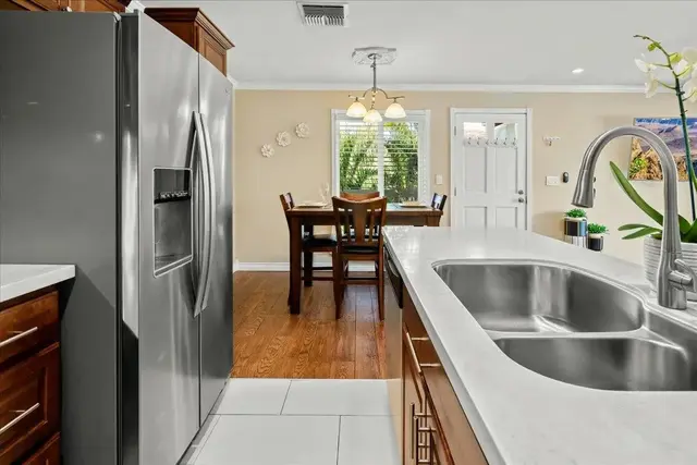 Listing Image for 140 Uwapo Rd 51-203 9 of 26