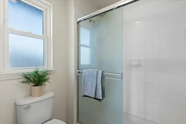 Listing Image for 199 Anamuli St 17 of 24