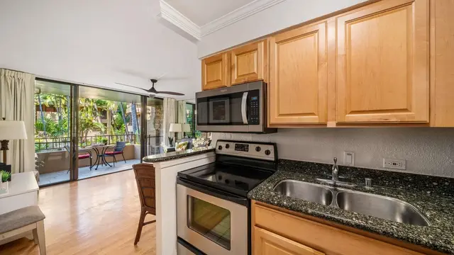 Listing Image for 3615 Lower Honoapiilani Rd 217 9 of 20