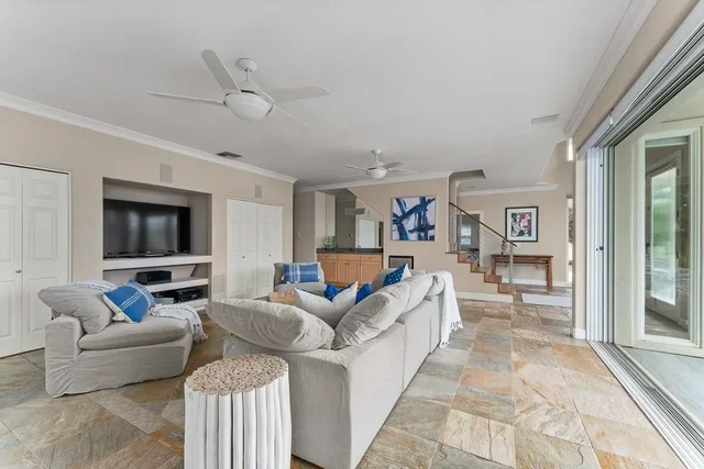 Listing Image for 321 Pualoa Nani Pl 15 of 48