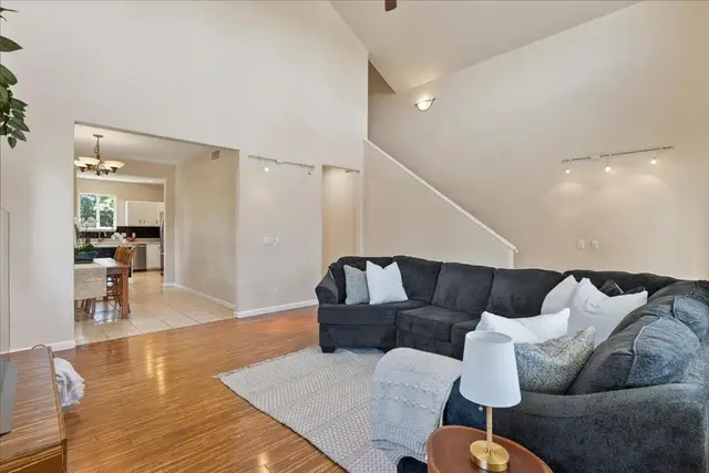 Listing Image for 193 Oluea Cir 10 of 50