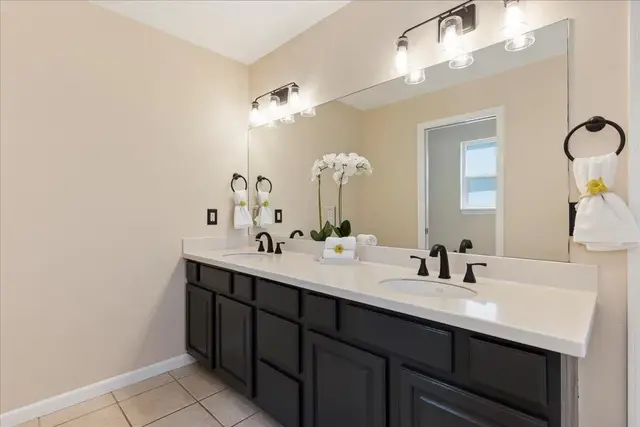Listing Image for 193 Oluea Cir 25 of 50