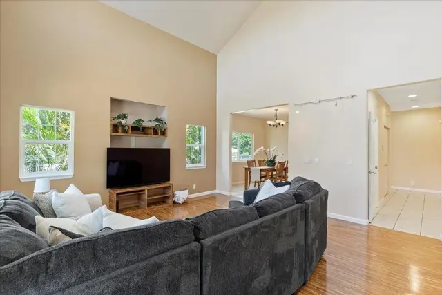 Listing Image for 193 Oluea Cir 7 of 50