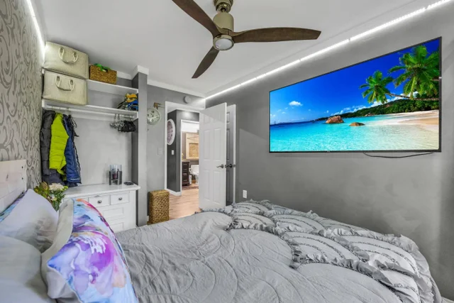 Listing Image for 160 Keonekai Rd 13-102 16 of 36