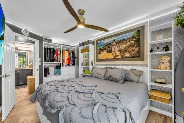 Listing Image for 160 Keonekai Rd 13-102 21 of 36