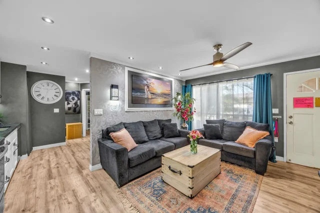 Listing Image for 160 Keonekai Rd 13-102 4 of 36