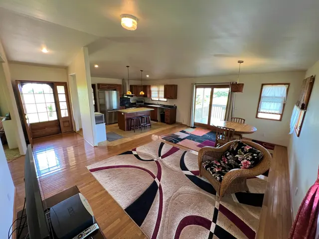 Listing Image for 32 Paiaa Pl 11 of 24