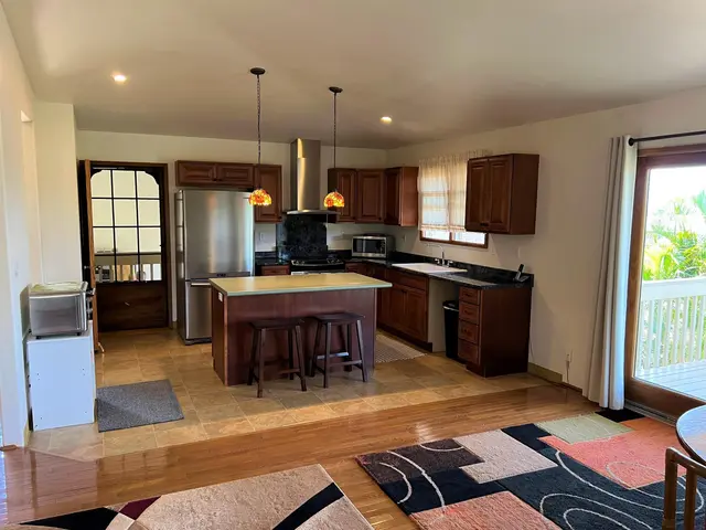 Listing Image for 32 Paiaa Pl 13 of 24