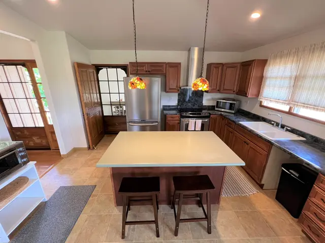 Listing Image for 32 Paiaa Pl 15 of 24