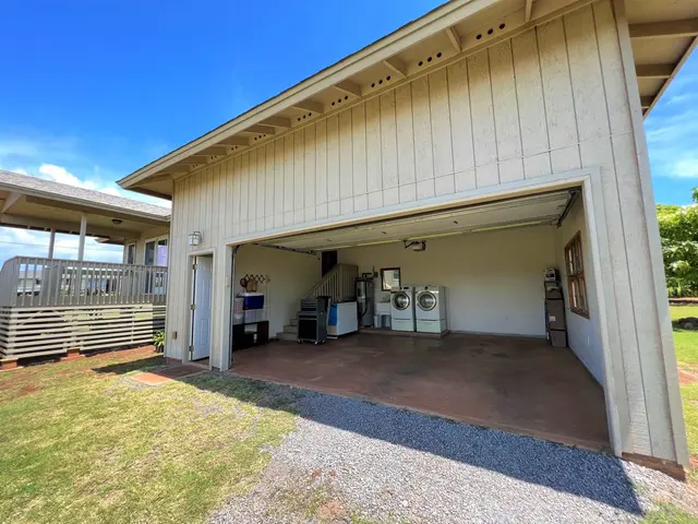 Listing Image for 32 Paiaa Pl 9 of 24