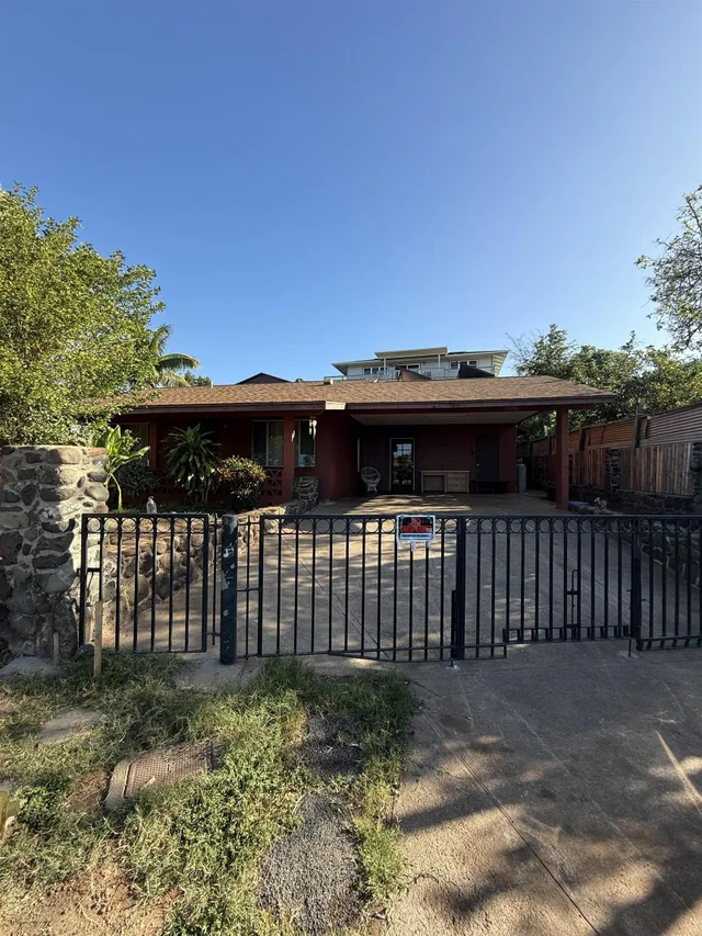 Listing Image for 930 Kuialua Pl 1 of 9