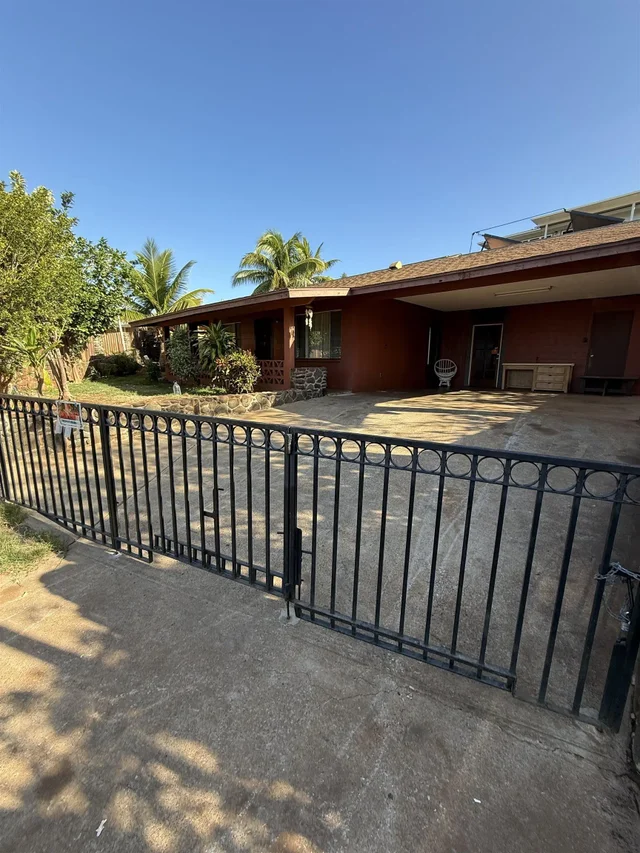 Listing Image for 930 Kuialua Pl 6 of 9