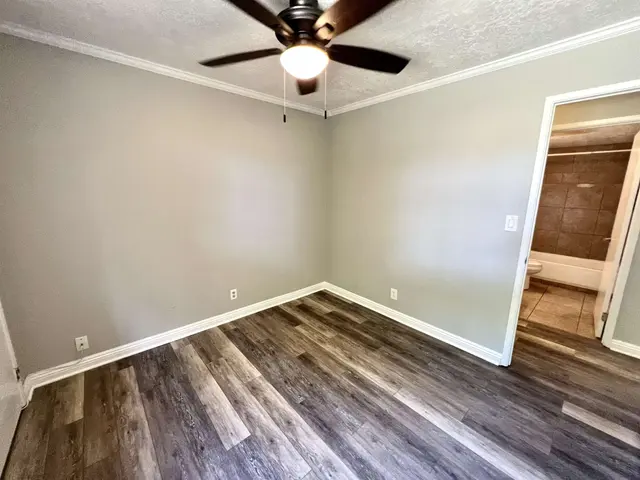 Listing Image for 140 Uwapo Rd 6-102 14 of 24