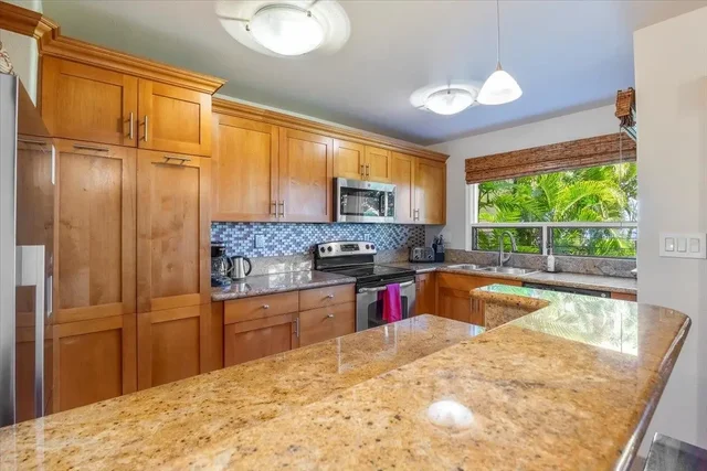 Listing Image for 10 Wailea Ekolu Pl 203 18 of 49