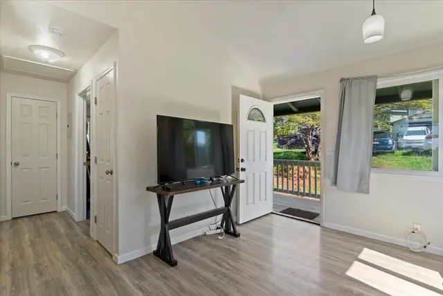 Listing Image for 291 Olino Pl 5 of 29