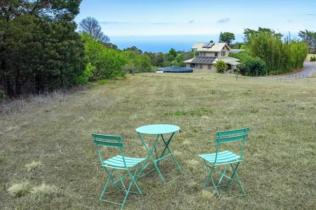 Listing Image for 1074 Olinda Rd B 5 of 16