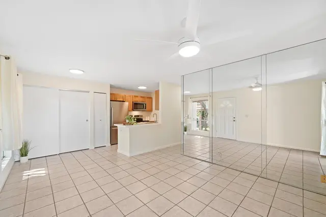 Listing Image for 480 Kenolio Rd 28-105 11 of 47