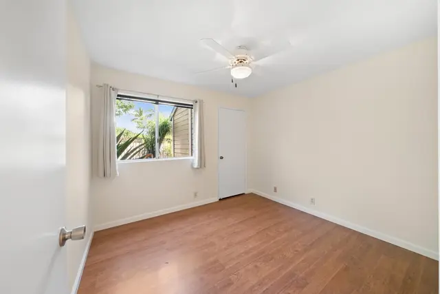 Listing Image for 480 Kenolio Rd 28-105 26 of 47