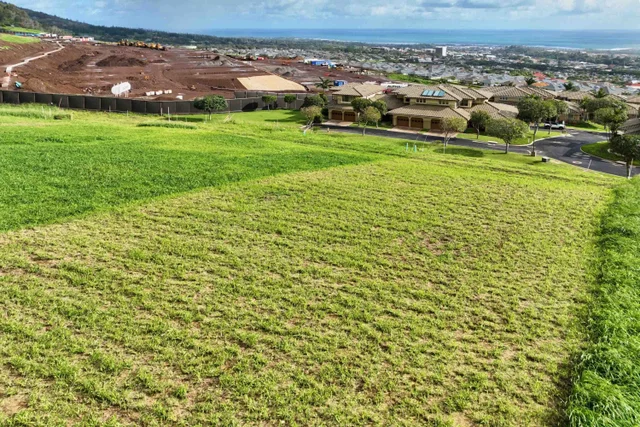 Listing Image for 622 Kauna Lipo Dr 32 of 46