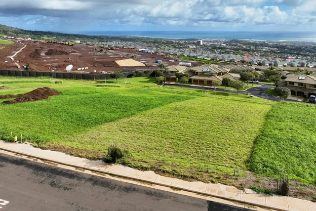 Listing Image for 622 Kauna Lipo Dr 35 of 46