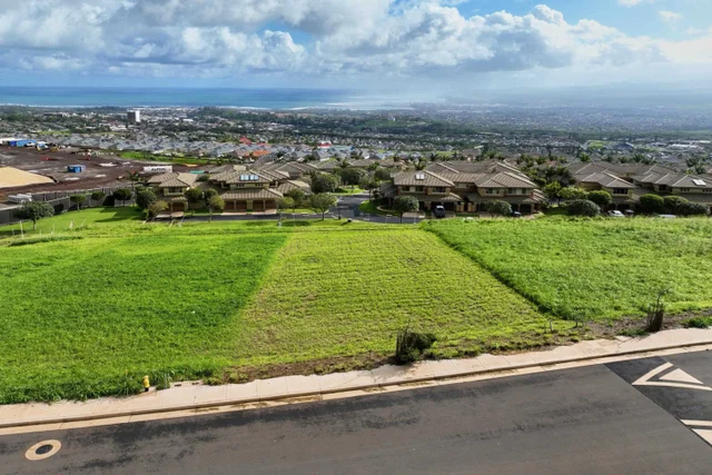 Listing Image for 622 Kauna Lipo Dr 36 of 46