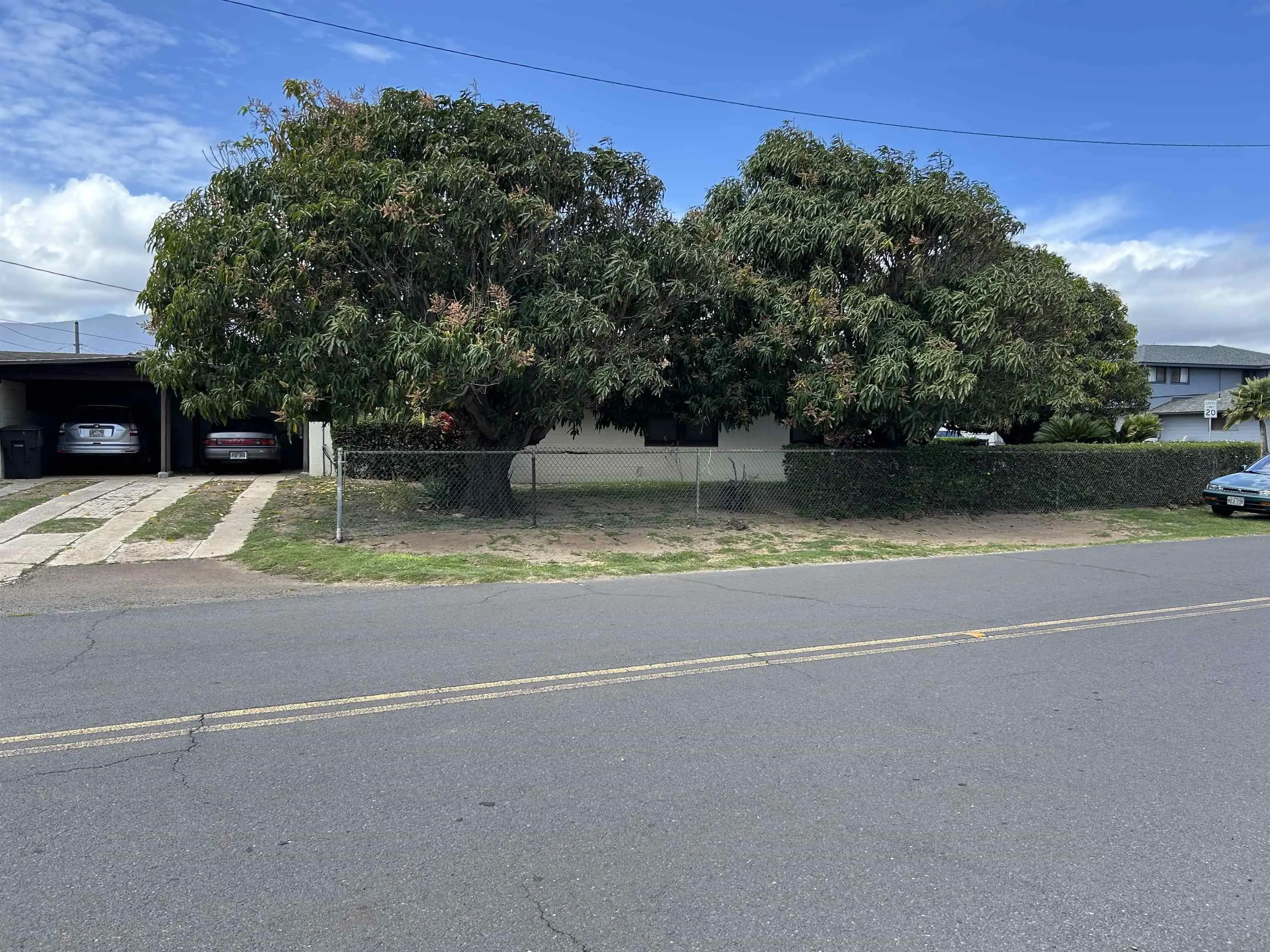 Photo of Listing #409018