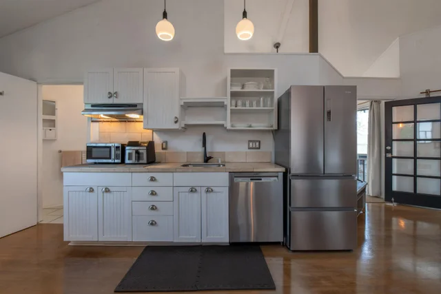 Listing Image for 462 Laulea Pl 20 of 50