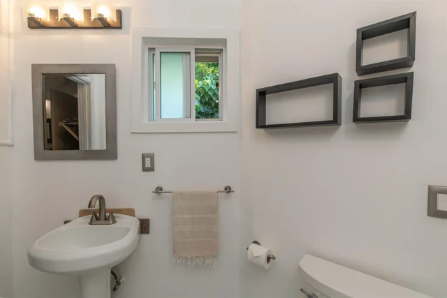 Listing Image for 462 Laulea Pl 33 of 50