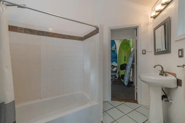 Listing Image for 462 Laulea Pl 34 of 50