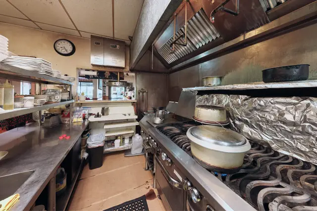 Listing Image for 1063 E Lower Main St 105 24 of 29