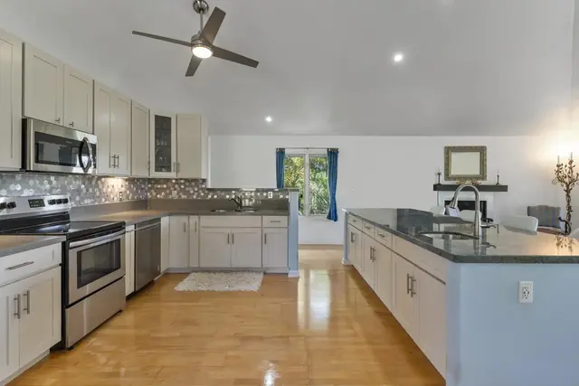 Listing Image for 2811 Liholani St 15 10 of 50