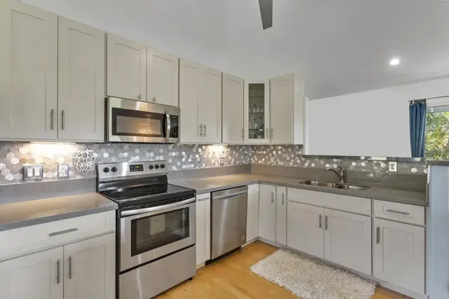 Listing Image for 2811 Liholani St 15 13 of 50